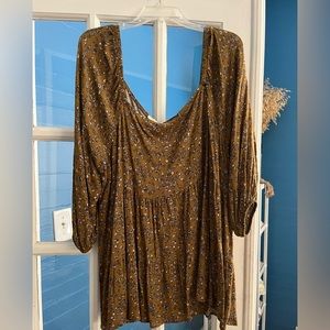 Oddy floral blouse NWT